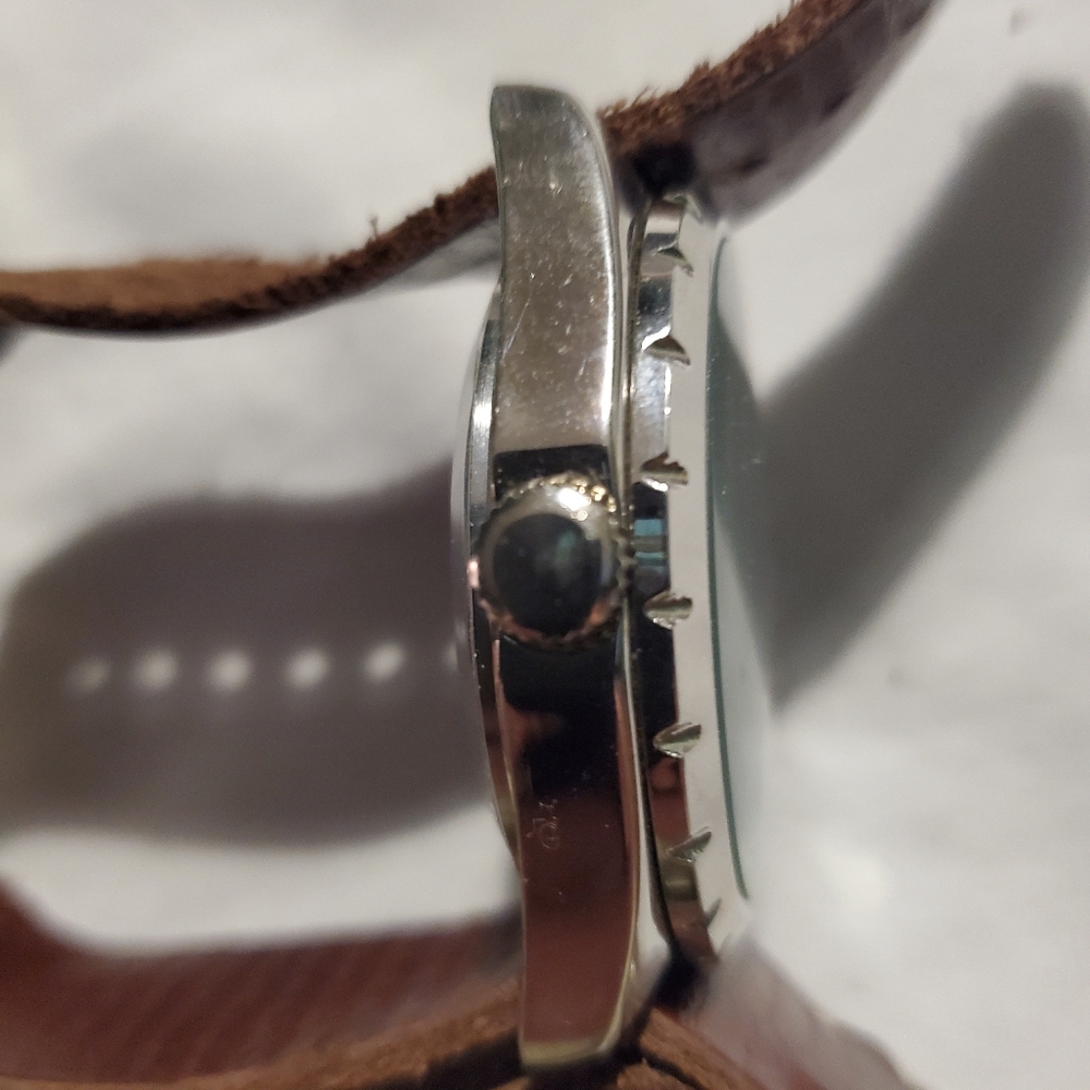 Watch - Picture 7 of 8
